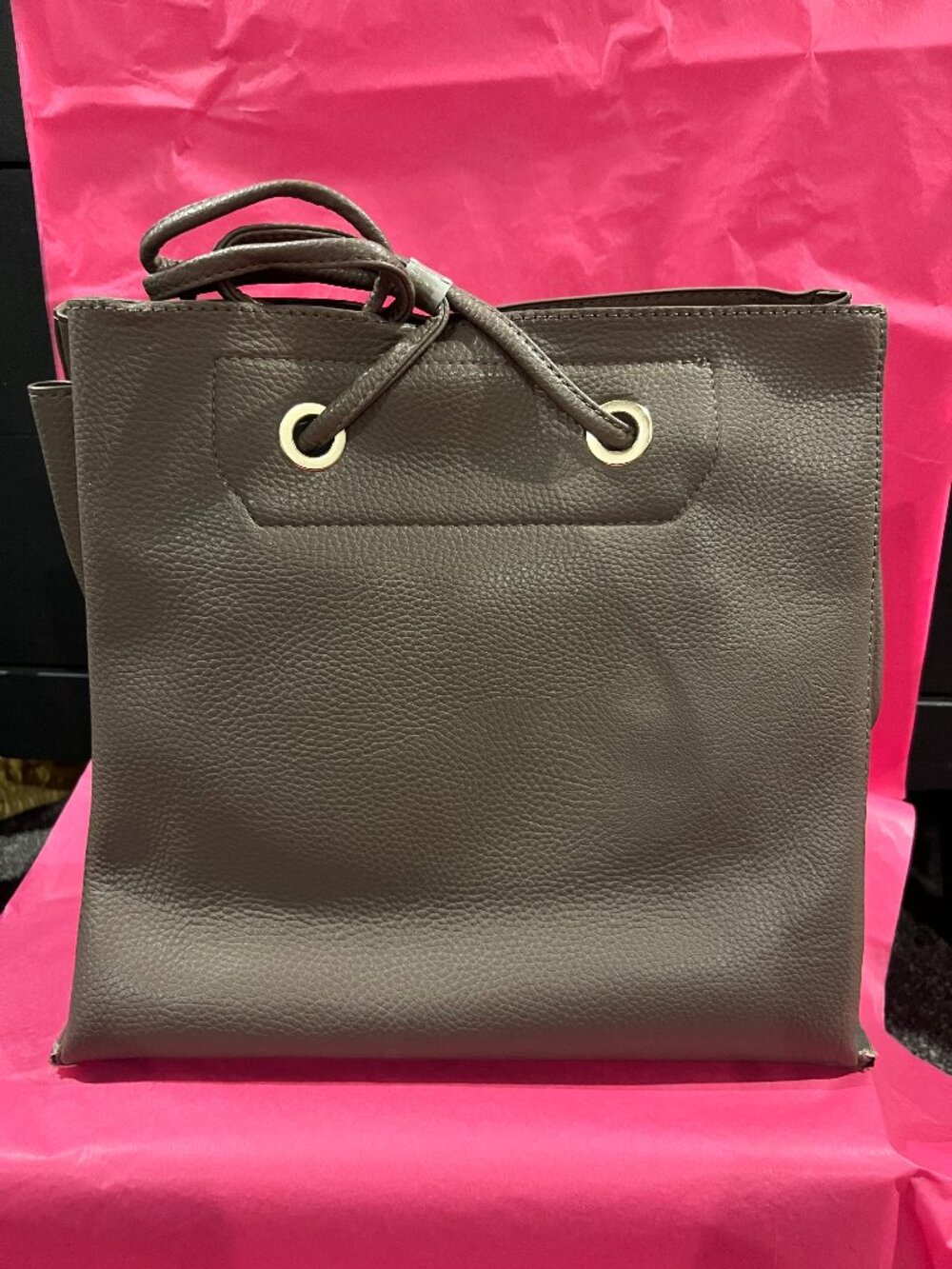 NWT Street Level Taupe Pebbled Vegan Leather Grommet Slouchy Tote Bag